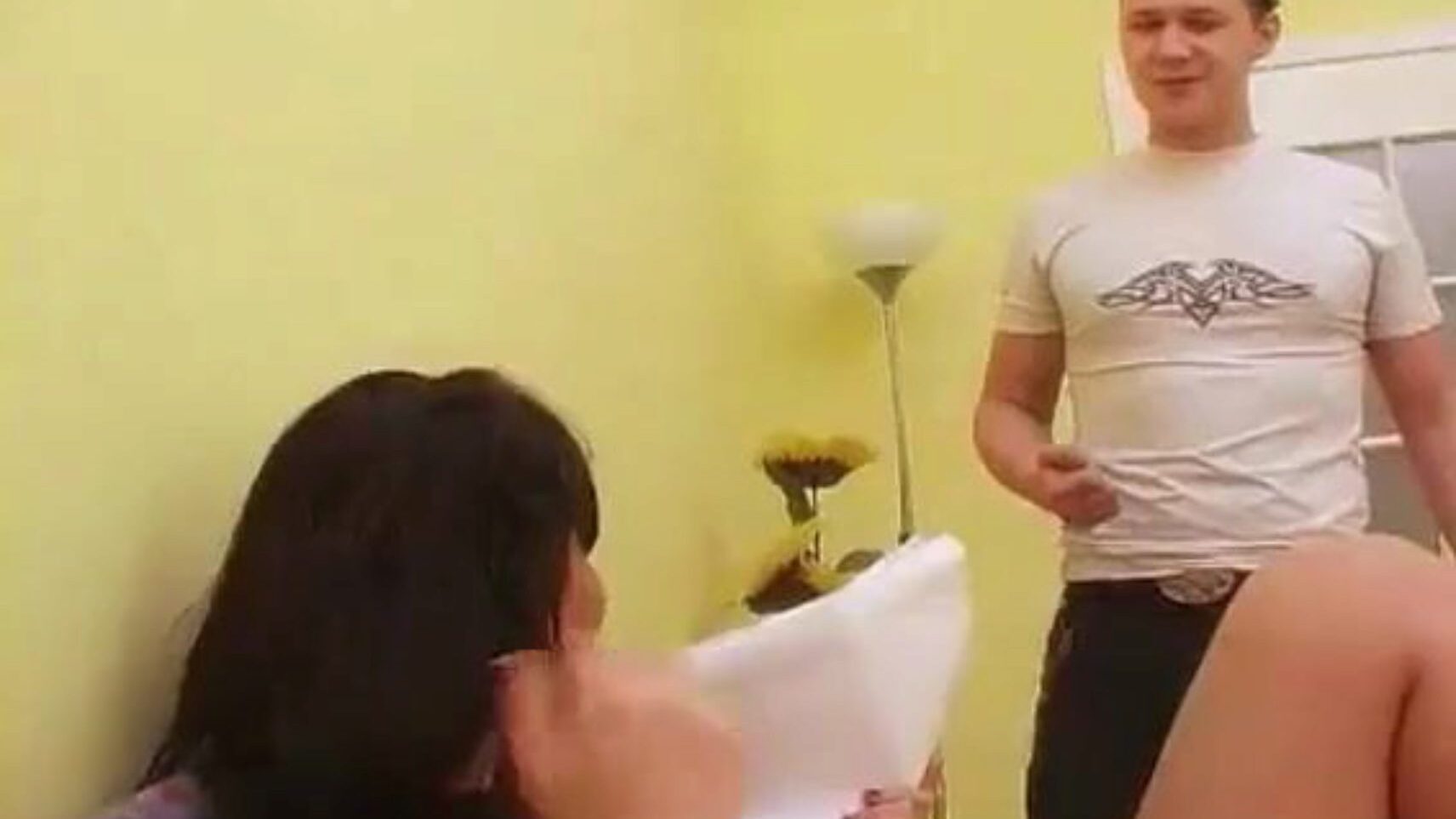 αδελφός και αδερφή μέχρι κανένας άξιος