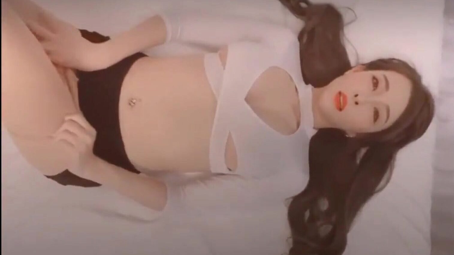 סוכן נדל ן סיני סוכן נדל ן סיני מקבל דפוק על ידי השוכר.