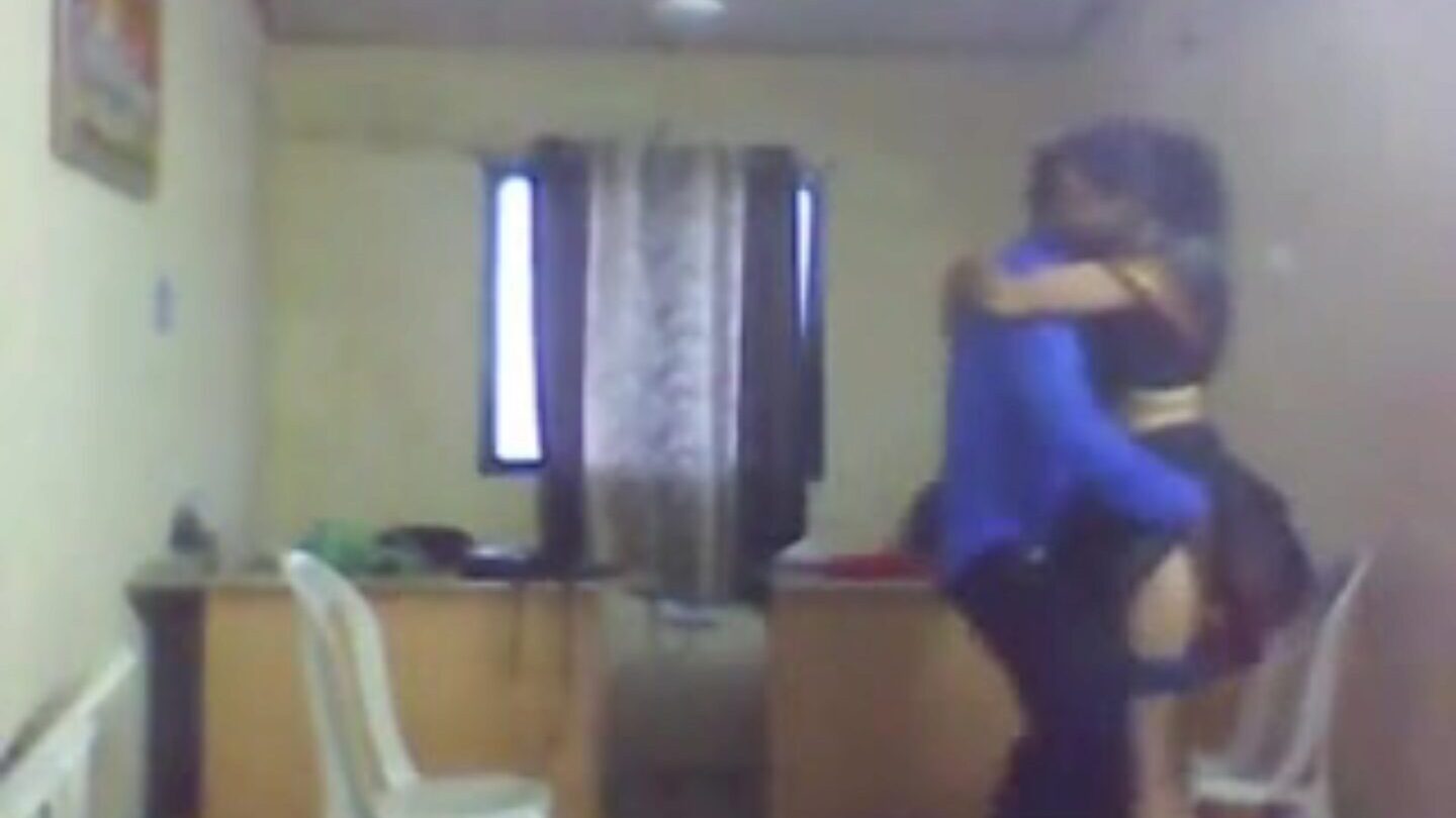 Office me kaam wali ko choda Sex in office with servent