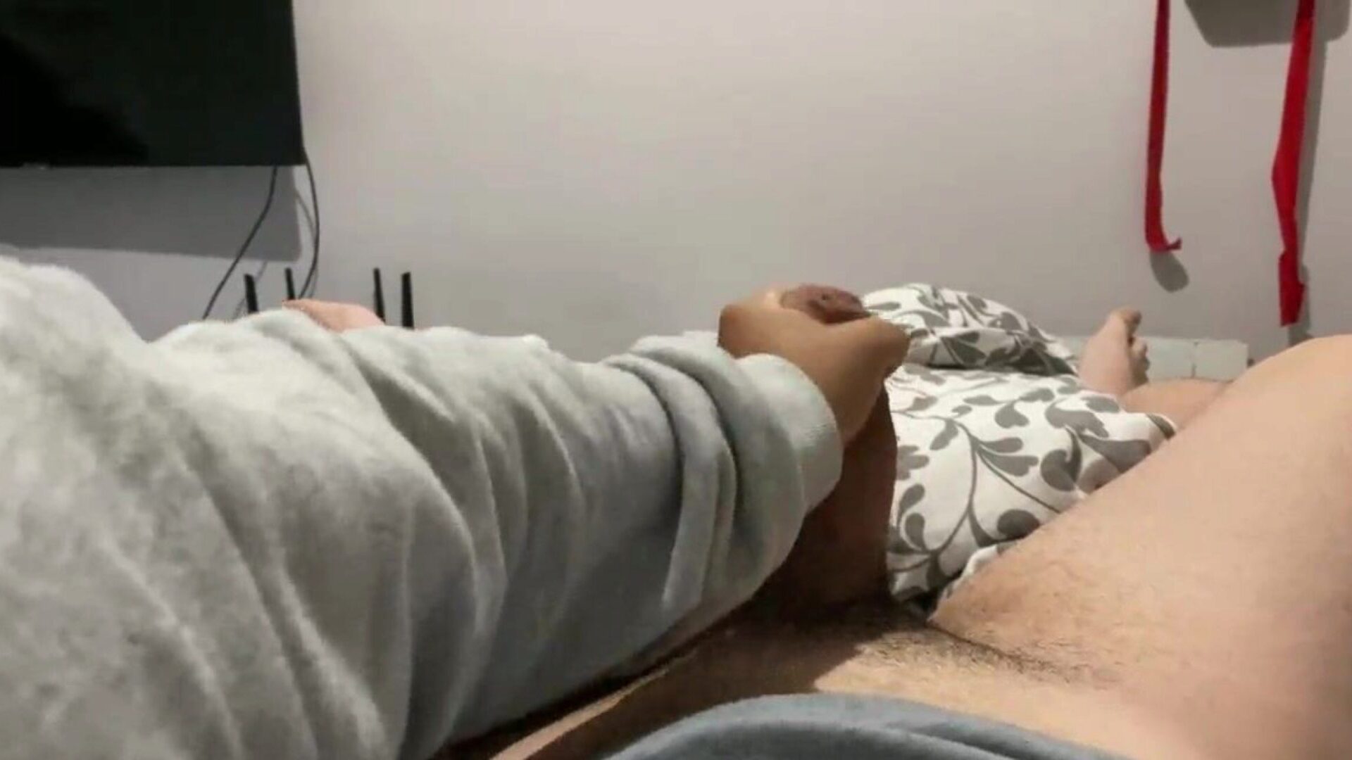 Je lui dis comment je vais le faire tricher et ce mec apparaît en espagnol