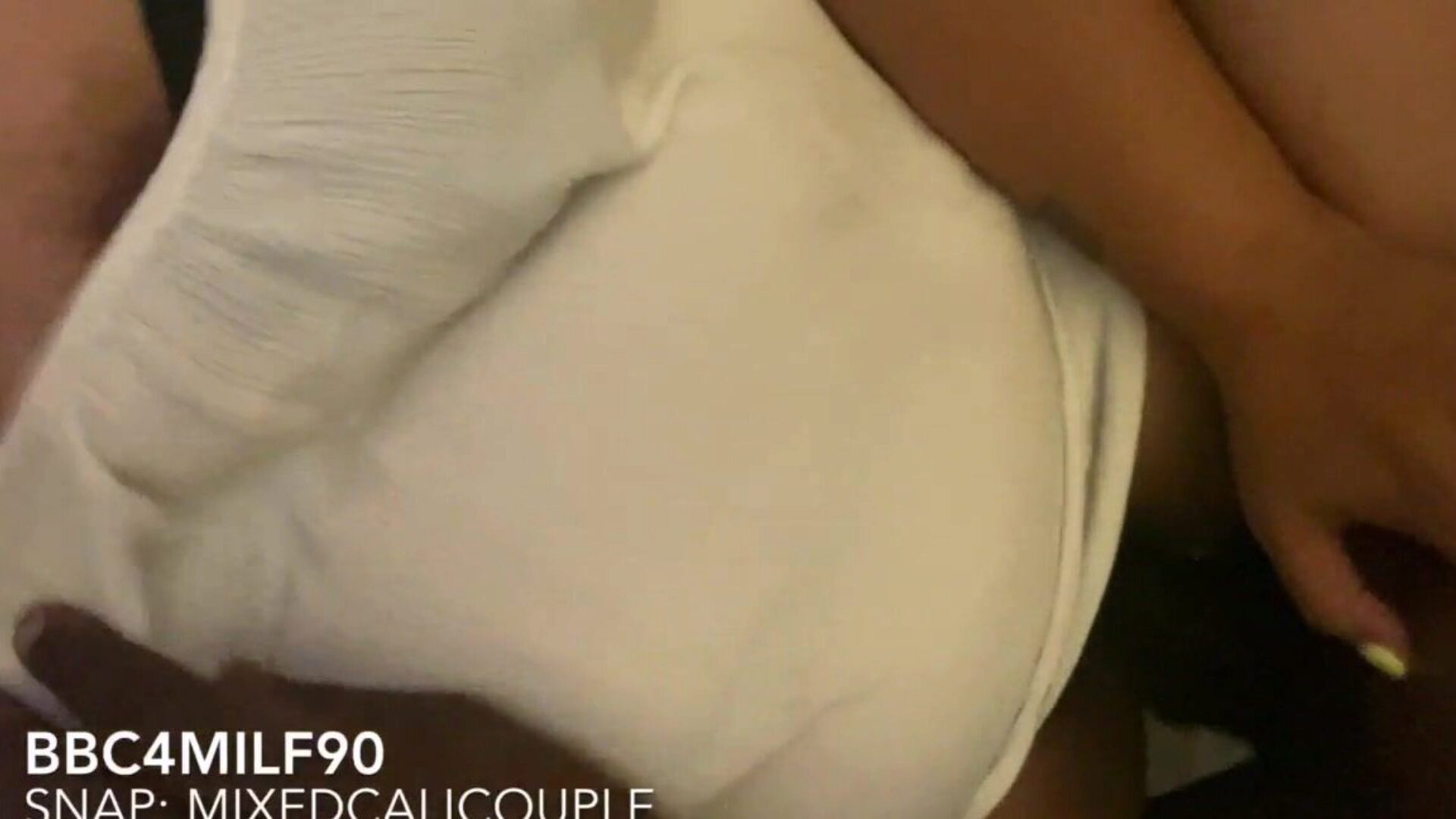 fille latine tricher rencontre son taureau bbc dans la chambre du motel