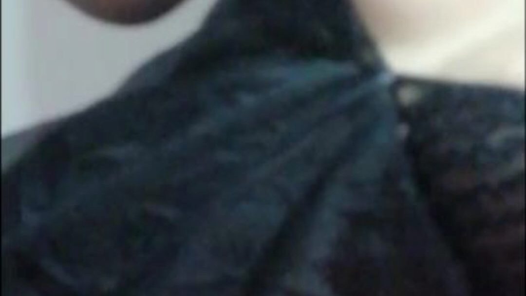 j'enregistre avoir batifolé avec ma copine maman et lui envoyer la scène du film