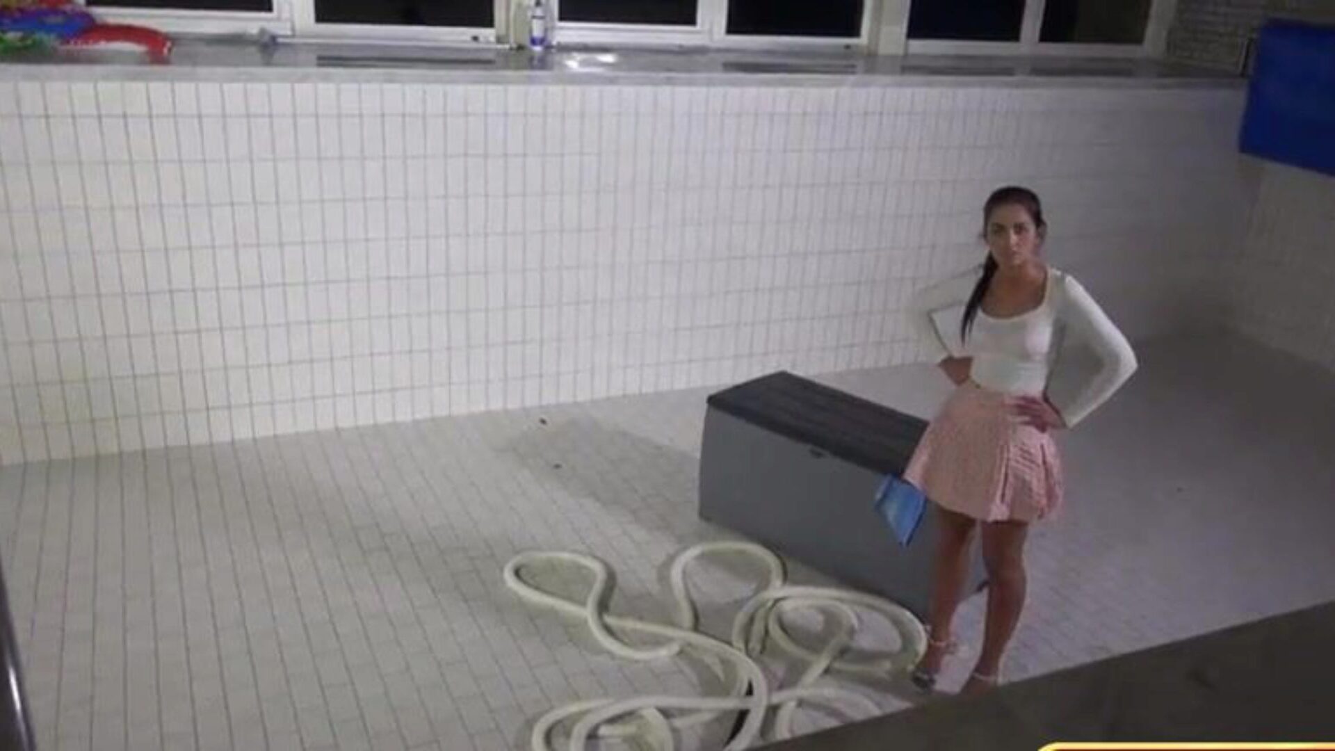 smukke teenager dybe halser på ældre mand