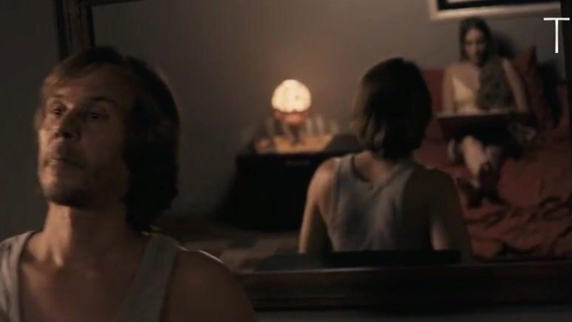 jelena gavrilovic - un film serbe film: un film serbe (2010) crédits: tm & © jinga films cast: srdjan zika, jelena gavrilovic